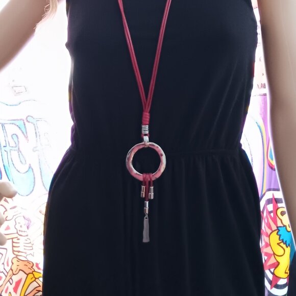 Leather Necklace with Earrings - Picture 2 of 3